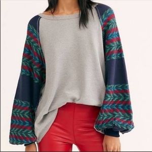 We The Free gray tribal balloon sleeve thermal sweater top size XS